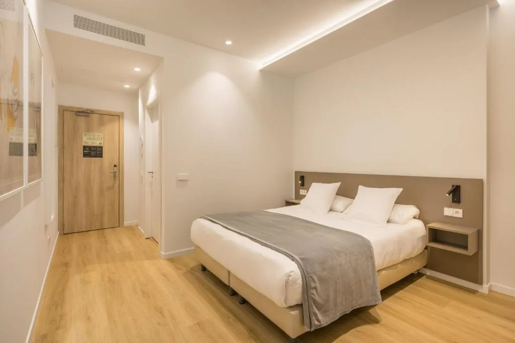 Estudio — Mon Suites Jardín de Ayora