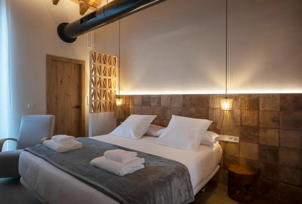 One-Bedroom Apartment — Mon Suites San Pedro