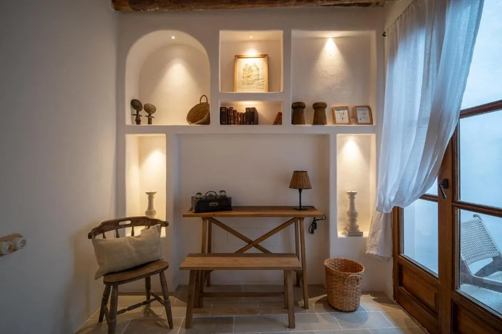 Habitación Doble con baño privado — Mondejar 14 Coliving Centro