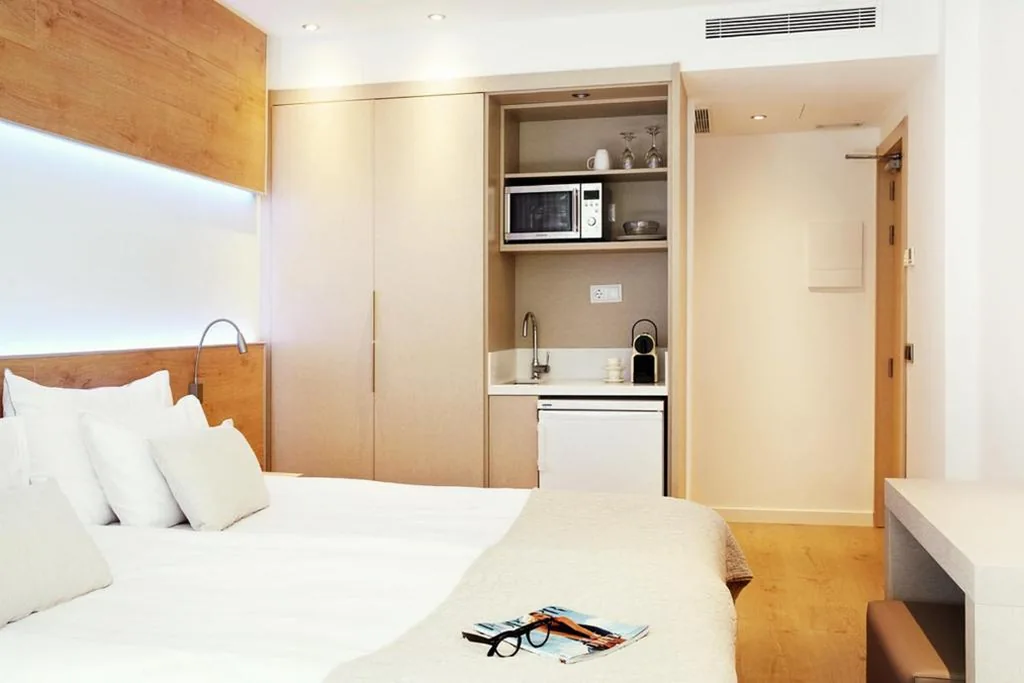 Twin Room with Balcony (Annex) — Monsuau Cala D'Or Hotel 4 Sup - Adults Only