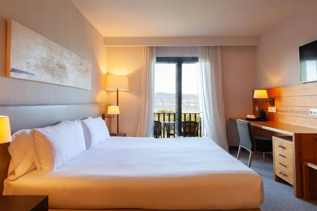 Habitación Doble Superior — Montanyà
