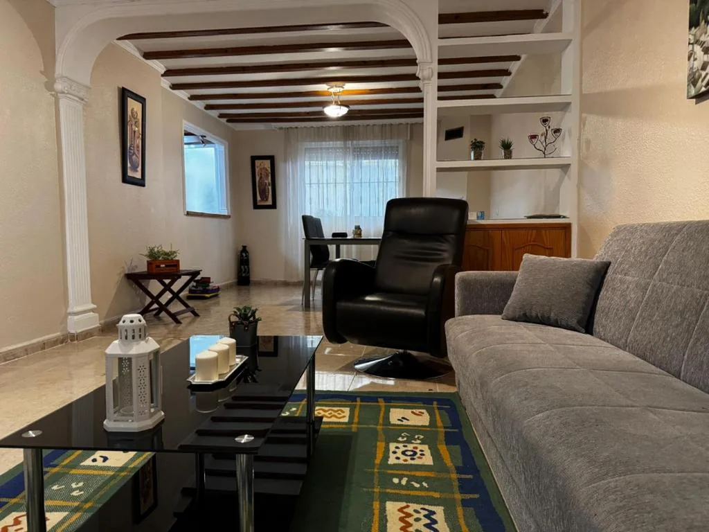 Casa de 3 dormitorios — Montequinto Getaway Teletrabajo Relax y Sevilla a tu Alcance
