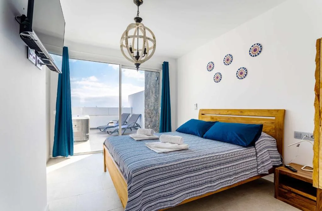 Monterey House Playa Blanca