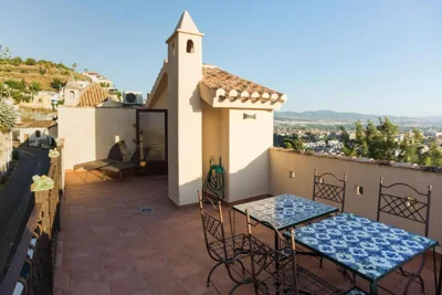Montevive, disfruta los atardeceres únicos de Granada en nuestra terraza — foto 6