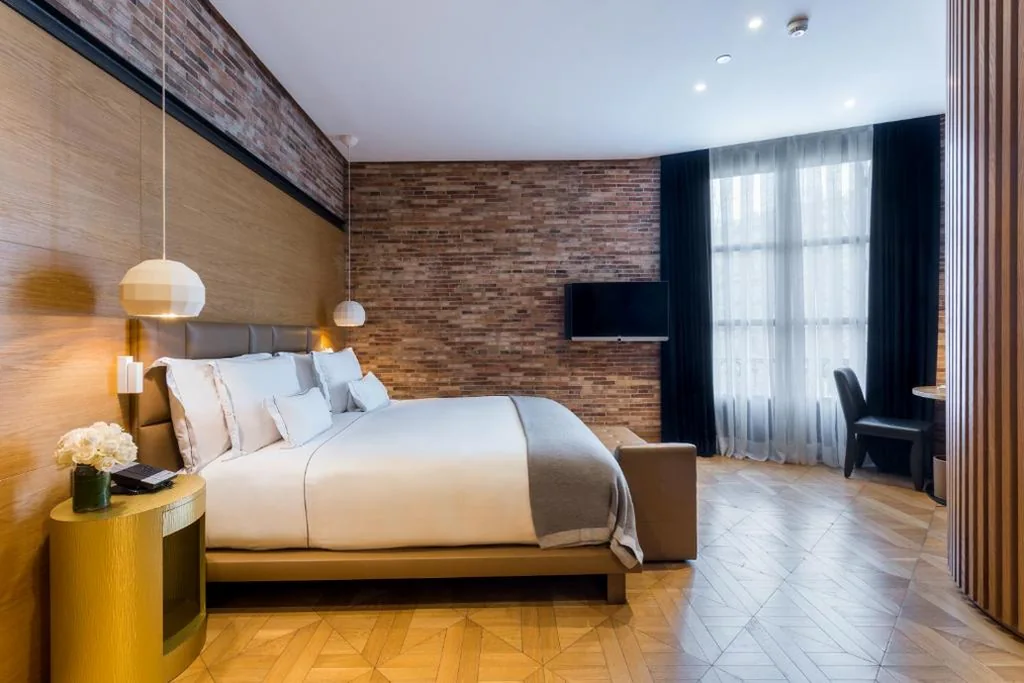 Suite con vistas a la ciudad — Monument Hotel