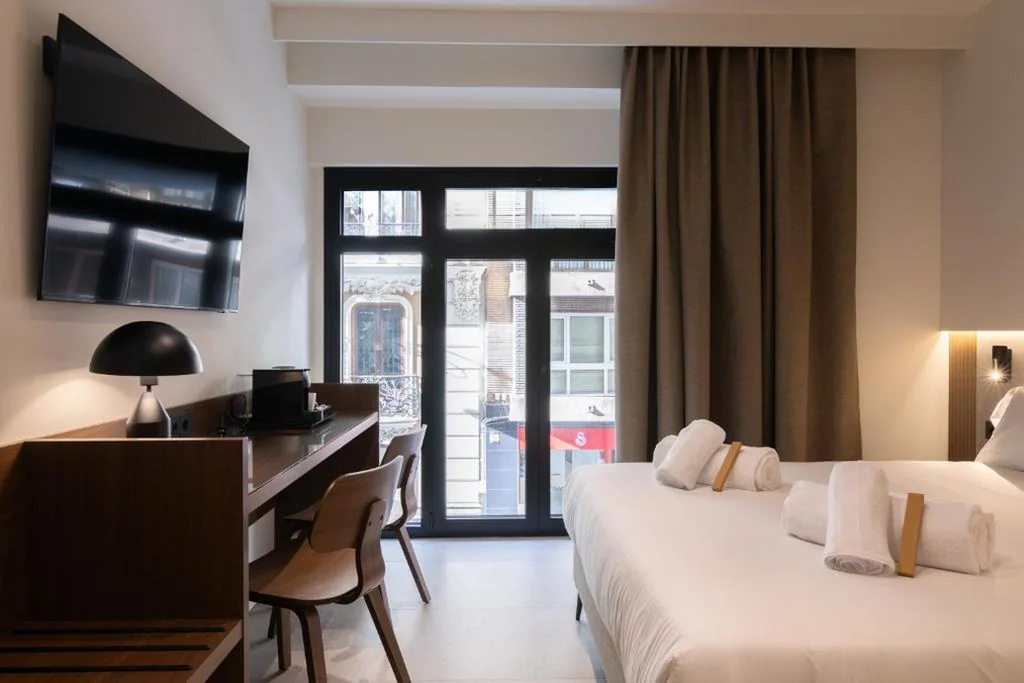 Habitación Doble adaptada para personas con movilidad reducida — Moontels Colón