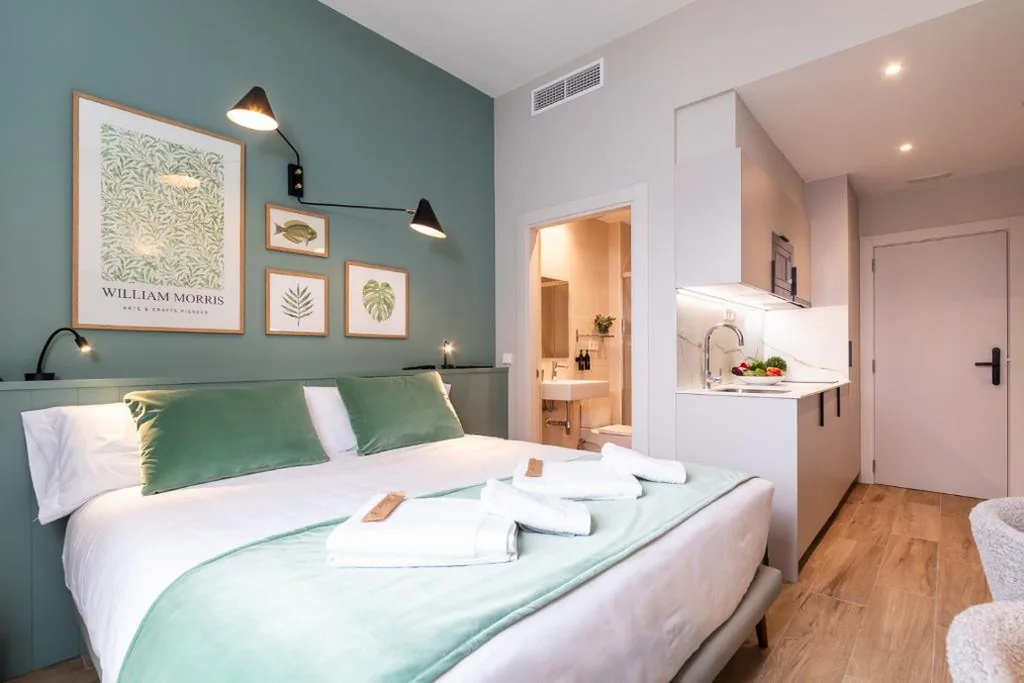 Monolocale Deluxe con letto matrimoniale grande — Moontels Mercado de Ruzafa