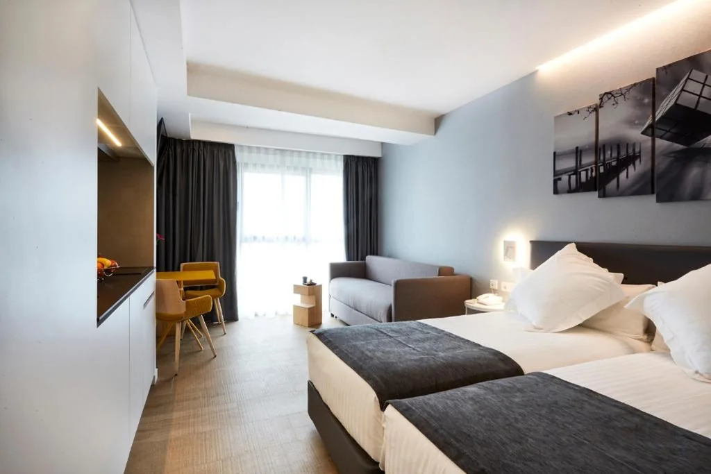 Quarto Familiar (3 adultos + 1 criança) — Moontels Valencia Alameda 41