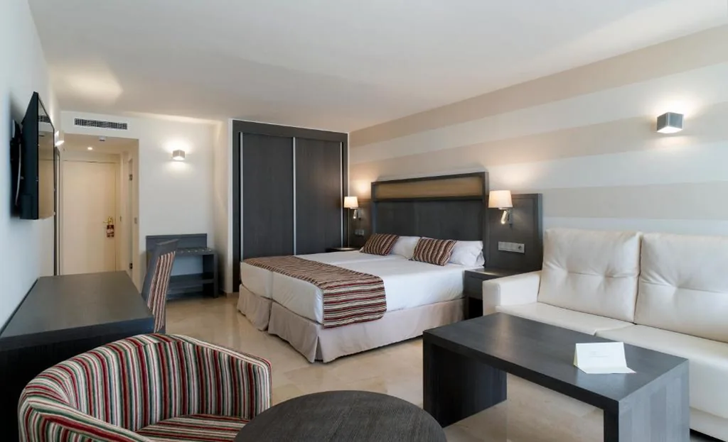 Suite Junior Clásica — MS Aguamarina Costa del Sol