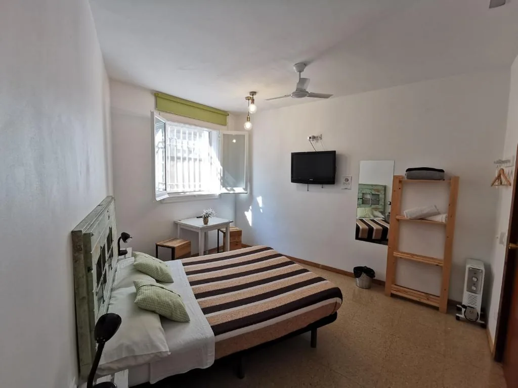 Double Room — Mucha Masia Hostel Rural Urba