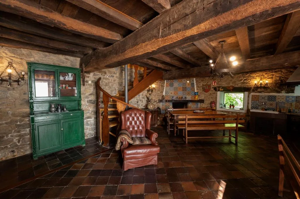 Casa de 6 dormitorios — Mujika Etxea