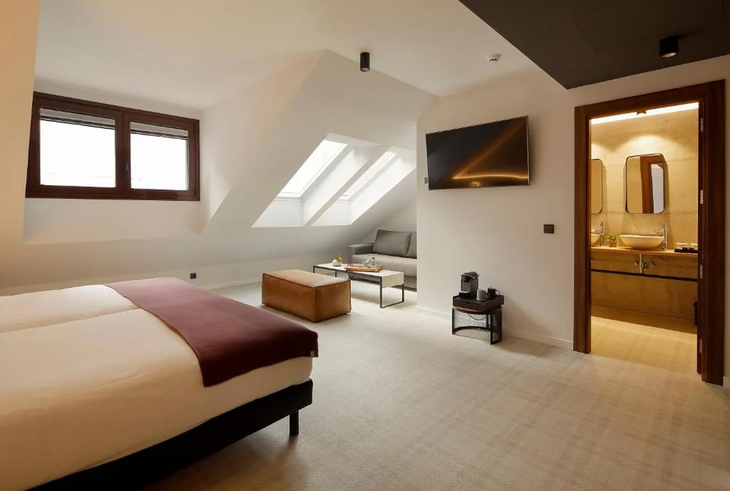 Superior Double Room - 2 Beds — Munna Hotel Boutique