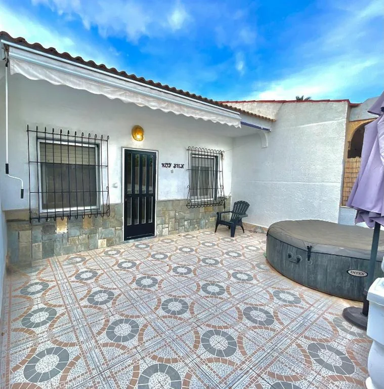 Casa com 2 quartos — Muy bien