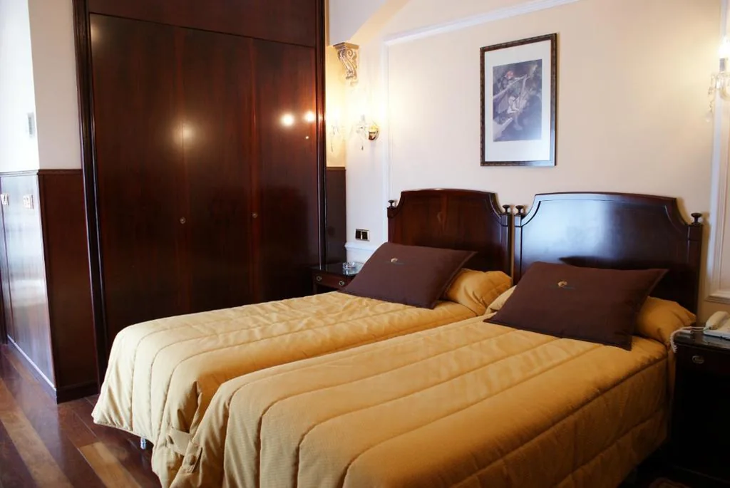 Habitación Doble - 2 camas — My Rooms City Hotel Camino de Santiago