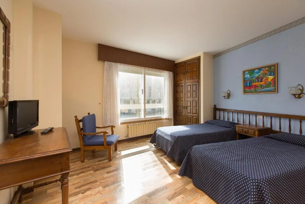 Camera doppia con 2 letti — My Rooms City Hotel Monte Blanco
