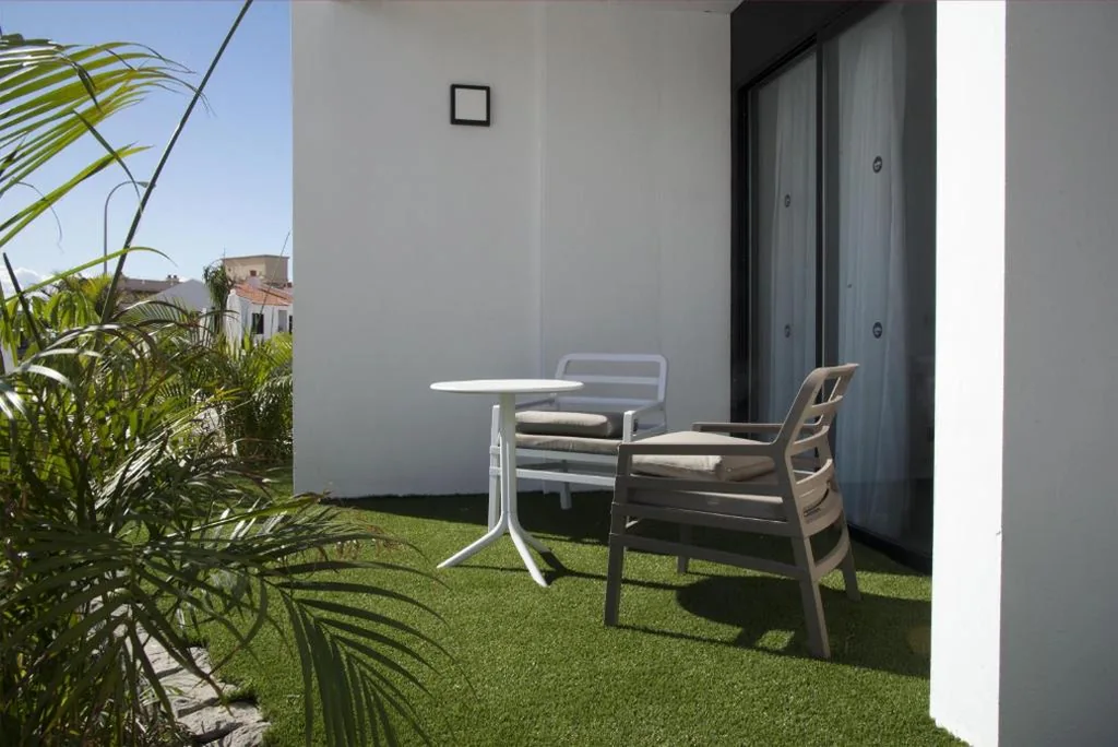 Doppelzimmer mit Terrasse — MYND Adeje