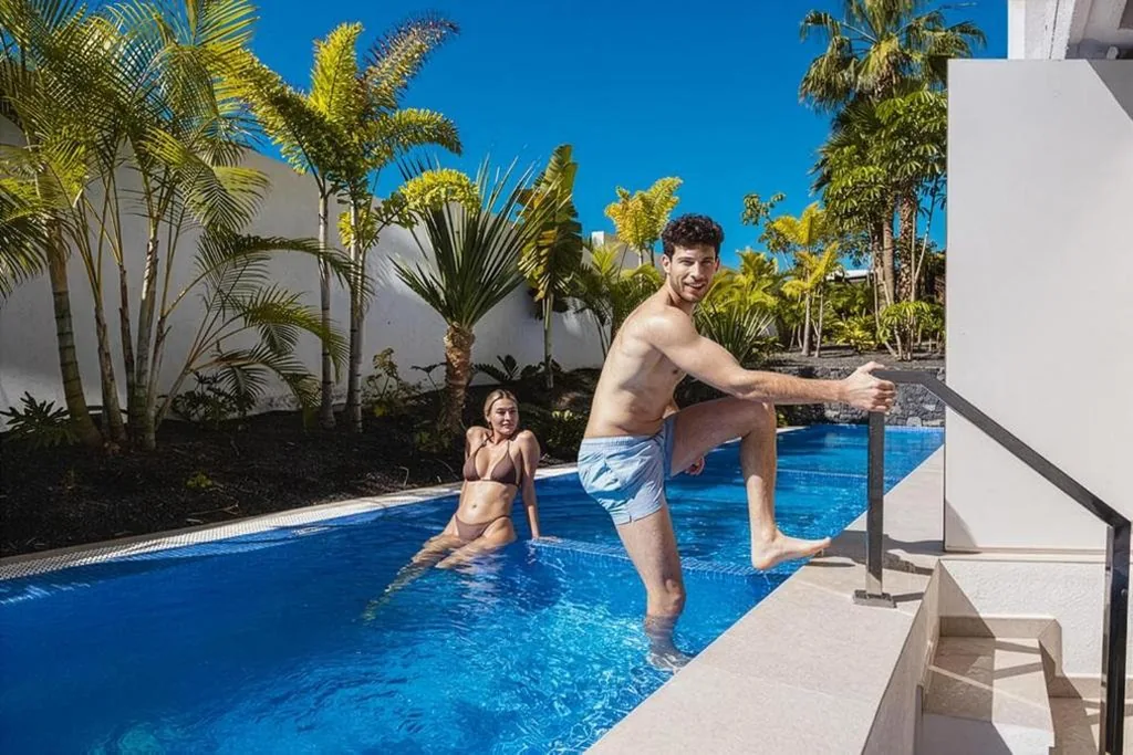 Doppelzimmer Swim-Up — MYND Adeje