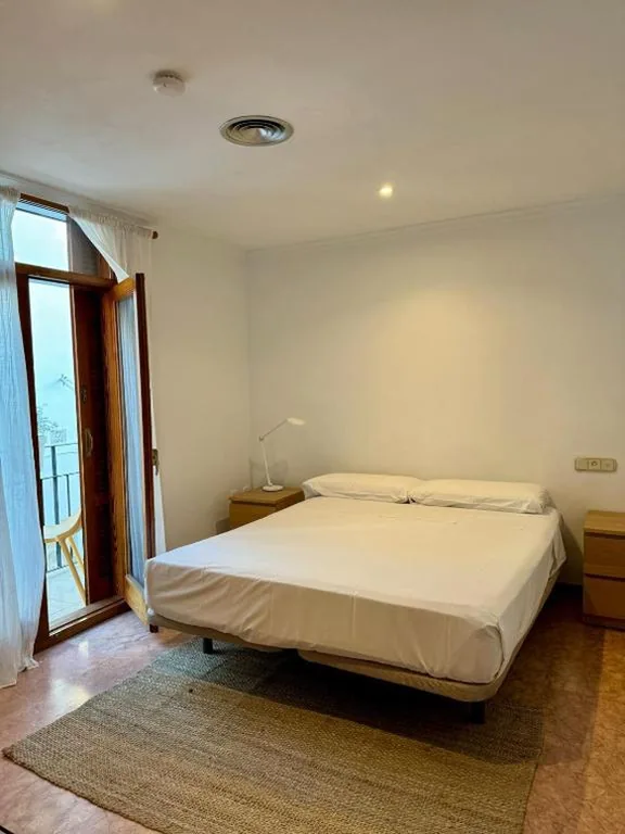 Habitación Familiar con vistas al jardín — N28