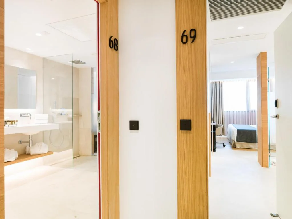 2 Habitaciones Dobles comunicadas — Nakar Hotel
