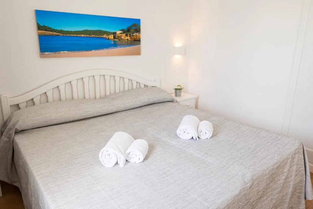 Apartamento con vistas a la piscina — Naranjos Resort Menorca