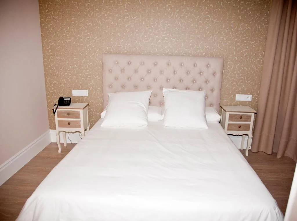 Doppelzimmer mit 1 oder 2 Betten — Natura Petit Hotel