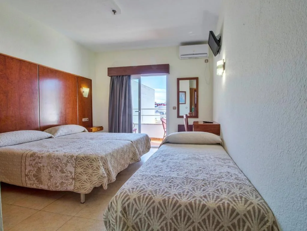Quarto Triplo — Nch Hotel Torremolinos