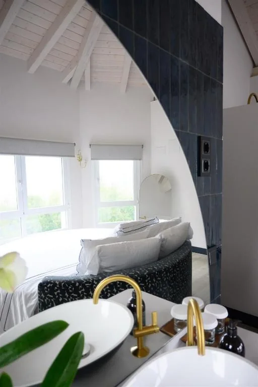Deluxe-Doppelzimmer mit Badewanne — Neguetxea Boutique Guest House