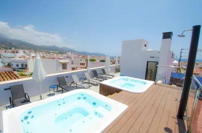 NERJA-CENTRO-JACUZZI- MIRADOR DE LA ERMITA- Adults Recommended — foto 11