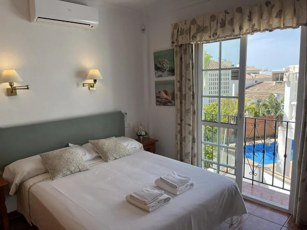 Nerja Paradise Rentals - Villa Buganvilla