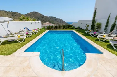 Nerja Paradise Rentals - Villa Cataleya — Foto 10
