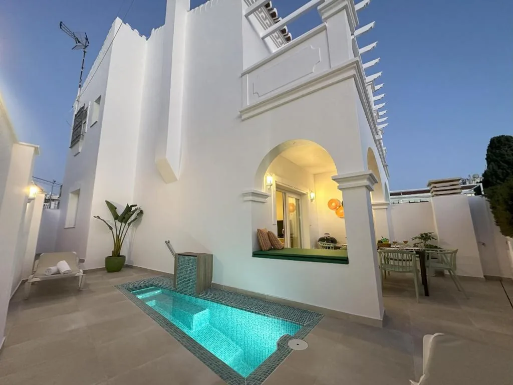 Villa mit privatem Pool — Nerja Paradise Rentals - Villa Coral