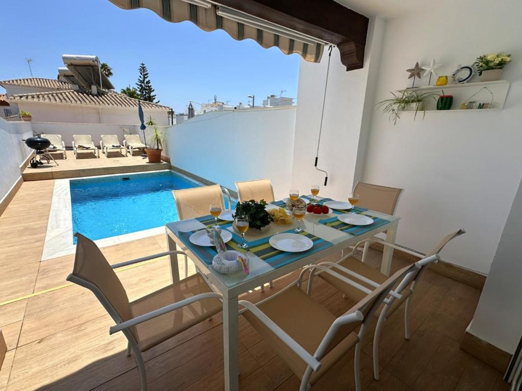 Nerja Paradise Rentals - Villa Daisy