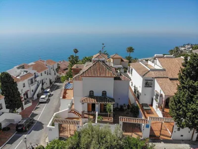 Nerja Paradise Rentals - Villa El Paraiso — foto 7