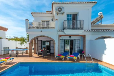 Nerja Paradise Rentals - Villa Las Palomas — foto 7