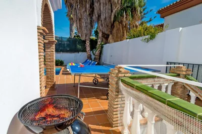 Nerja Paradise Rentals - Villa Las Palomas — foto 11