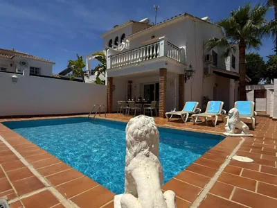 Nerja Paradise Rentals - Villa Los Leones — foto 4