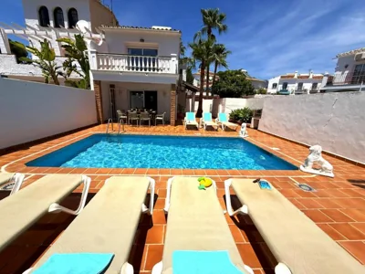 Nerja Paradise Rentals - Villa Los Leones — foto 10