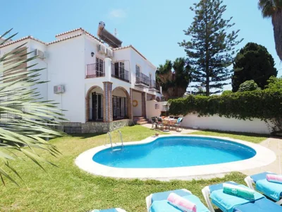 Nerja Paradise Rentals - Villa Victoria — foto 4