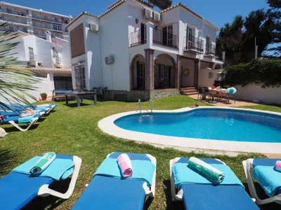 Nerja Paradise Rentals - Villa Victoria — foto 7