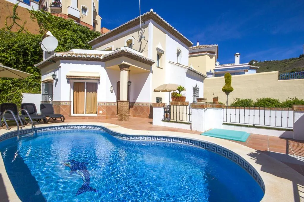 Nerja Villas Tamango Hill 5 Silhouse