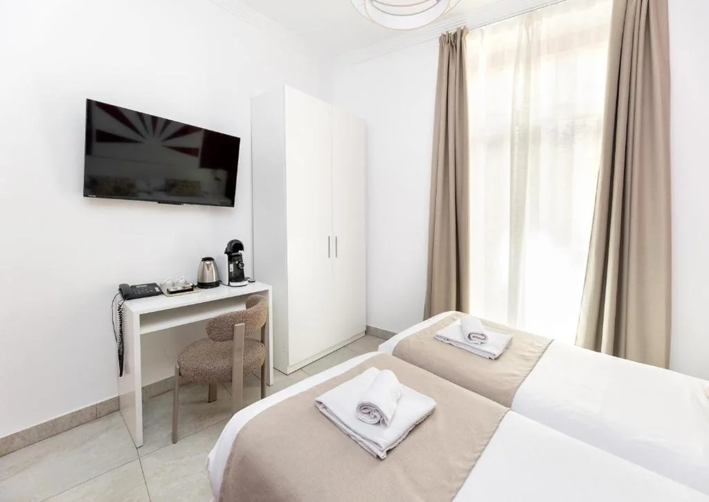 Habitación Doble Interior — Nest Style Granada