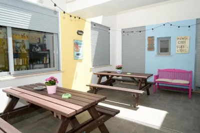 NEW ART BEACH HOSTEL- Albergue Juvenil — Foto 5