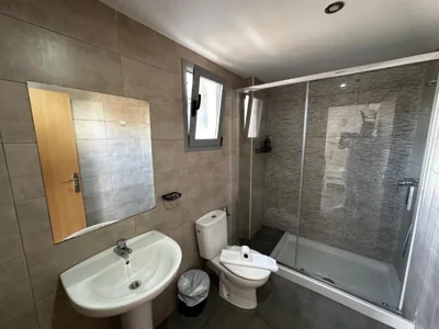 NEW ART BEACH HOSTEL- Albergue Juvenil — Foto 8