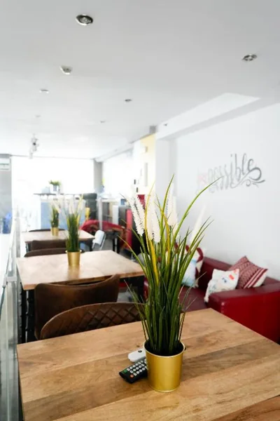 NEW ART BEACH HOSTEL- Albergue Juvenil — Foto 11