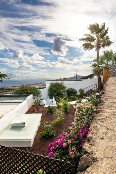 "NEW" Deluxe designer Villa Infinity, with Panoramic sea views,own exclusive heated private pool, subtropical gardens — foto 7