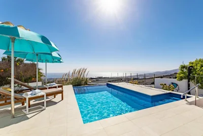 "NEW" Deluxe designer Villa Infinity, with Panoramic sea views,own exclusive heated private pool, subtropical gardens — foto 10