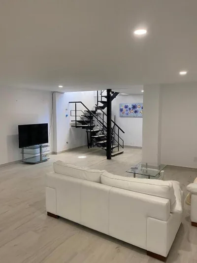 New - MiJa basement Loft Apartment steps from Beach - perfect for Sun and Sport Seekers — 照片 7