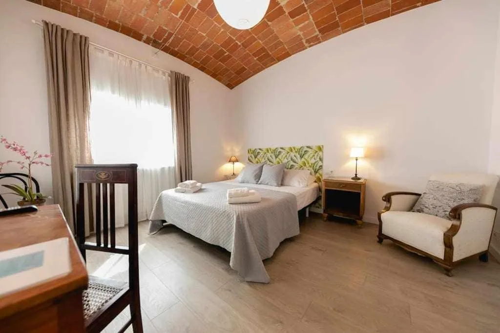 Deluxe-Doppelzimmer — Newly renovated room w Pool & BikeParking