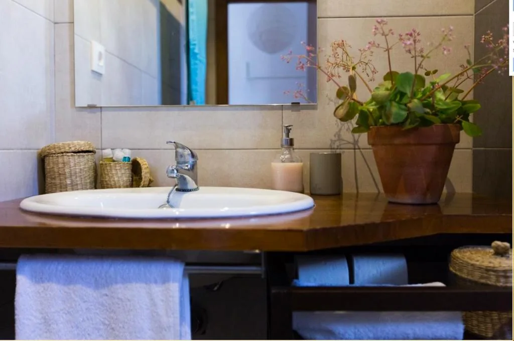Double Room - 2 Beds — Nexo Surf House