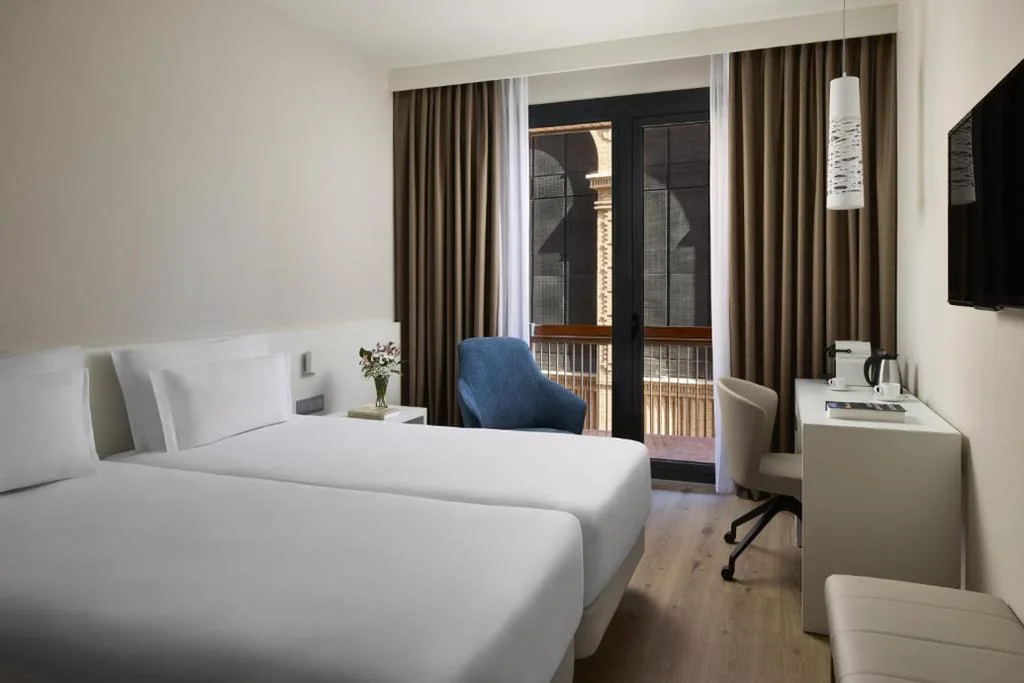 Habitación Doble Superior con nuevo estilo - 1 o 2 camas — NH Castellón Mindoro